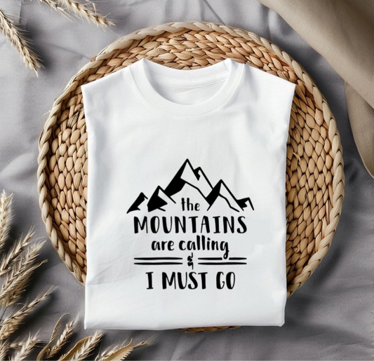 Dámské tričko- Mountains are calling..